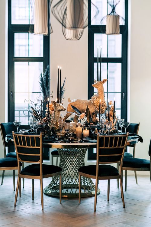 Black-Gold Elegance — Round Table with Candles, Caviar