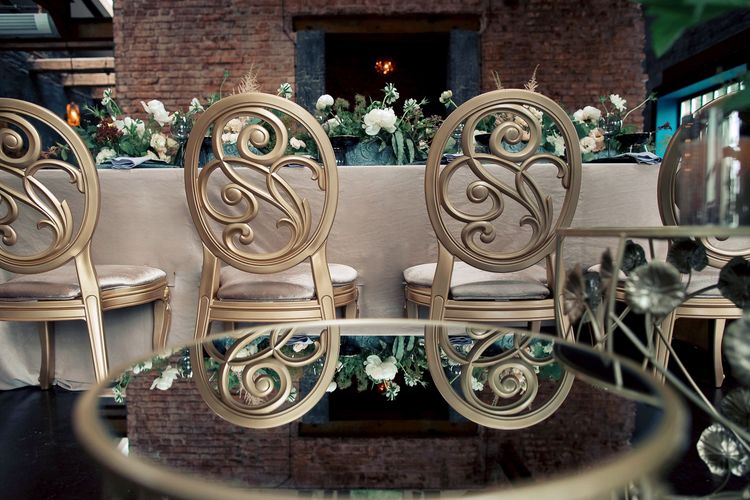 Black-Tie Gala — Rectangular Table, Gold Highlights