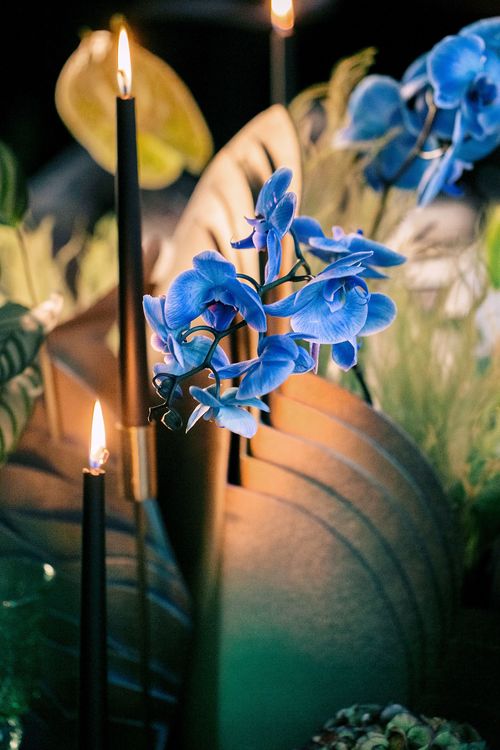 Blue-Green Sequin Gleam — Rectangular Tablescape