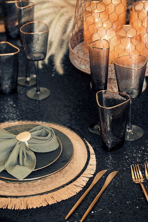 Earthy Safari Round — Lounge Seating & Cocktail Glasses