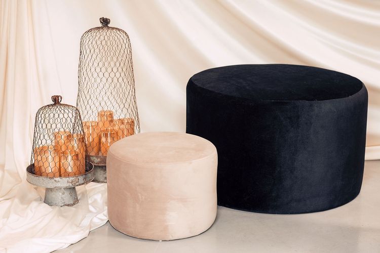 Earthy Safari Round — Lounge Seating & Cocktail Glasses