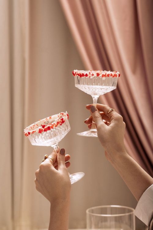 Fashion Party Buffet — Pink Cocktails, Hearts & Donuts