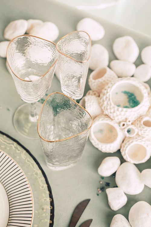 Fern table setting with graphic accents