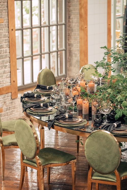 Forest table setting at large round table