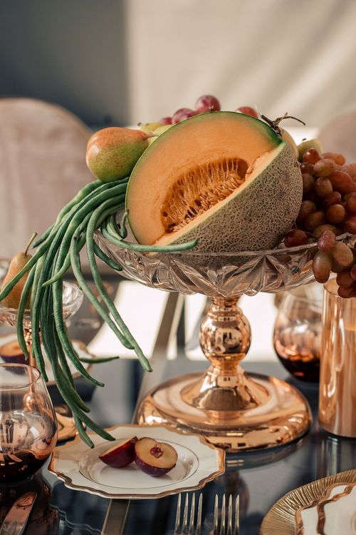 Glass rectangular table contemporary setup