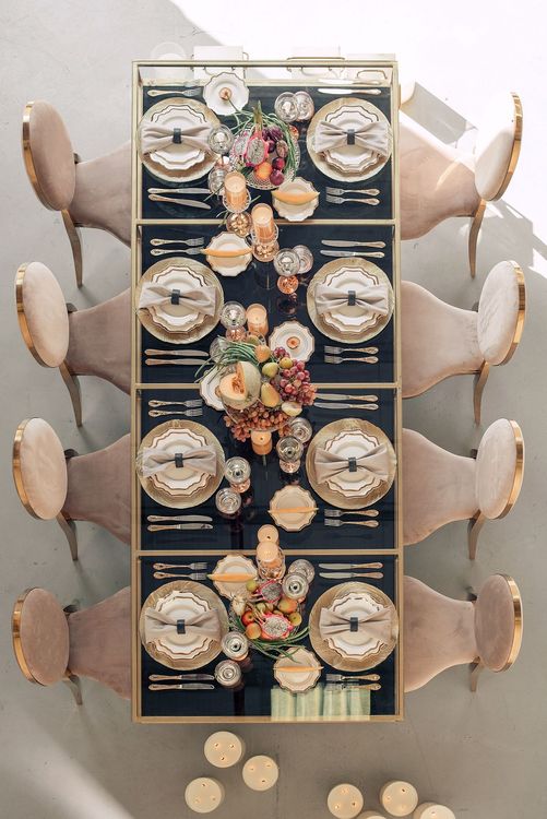 Glass rectangular table contemporary setup