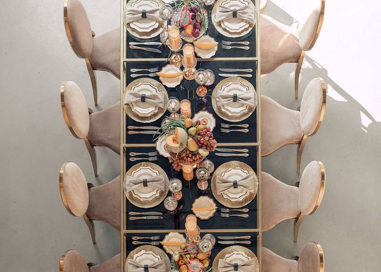 Glass rectangular table contemporary setup