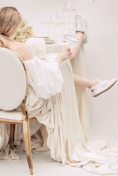 Ivory velvet table setting