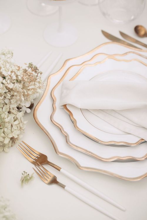 Ivory velvet table setting