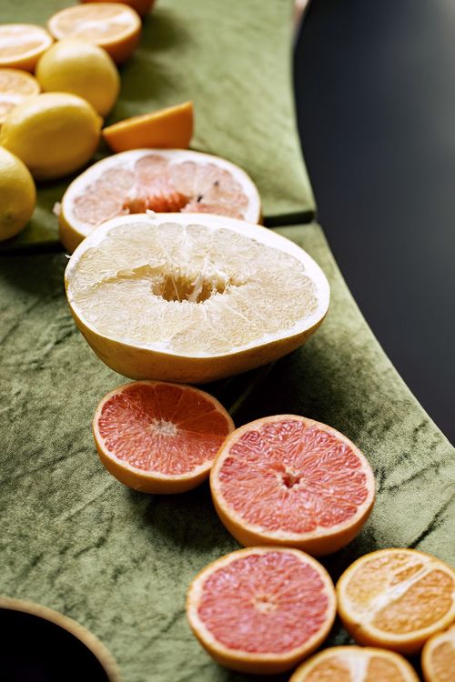 Orange green serpentine table set