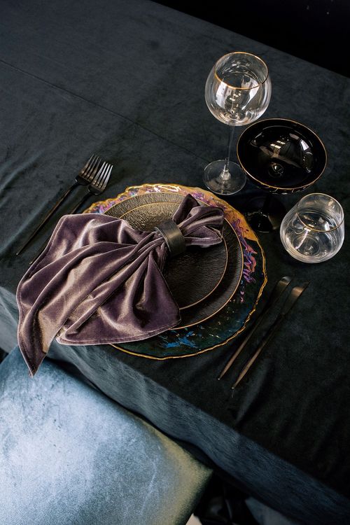 Pearl-blue table setting at rectangular table