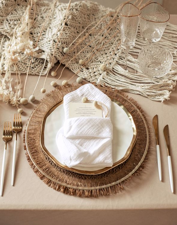Sandy boho table setting
