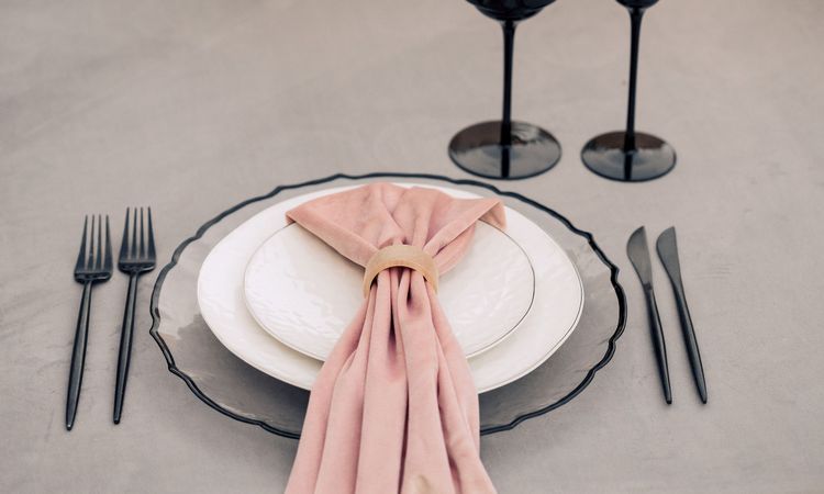 Serpentine with Pink & Black and Candles