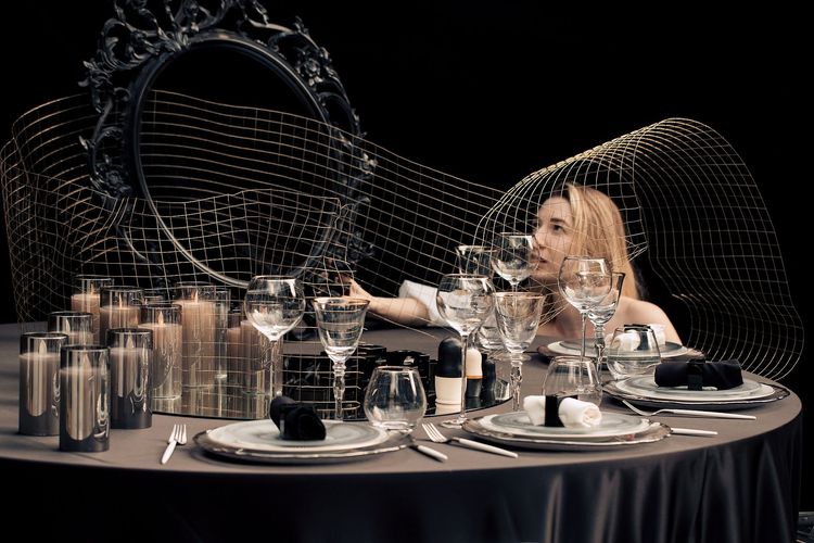 Smoky table setting at round table