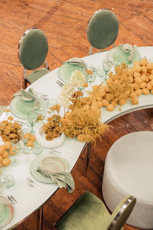 Soft gradient at wave table