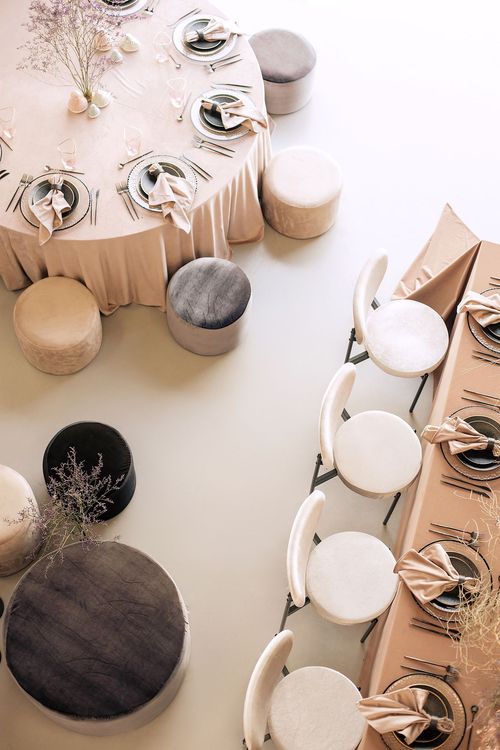 Tender cocoa set with mixed tables