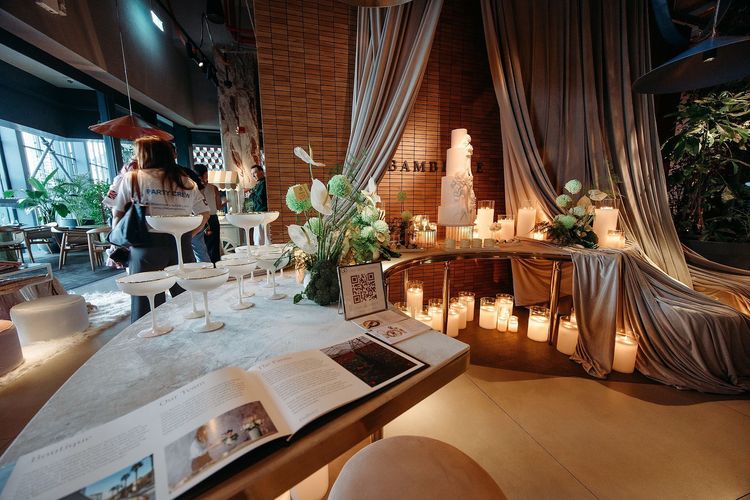 Wave table sweet station