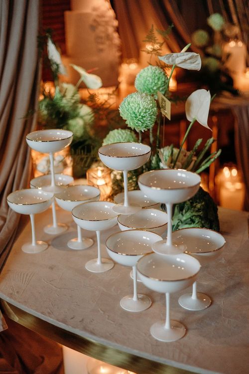 Wave table sweet station