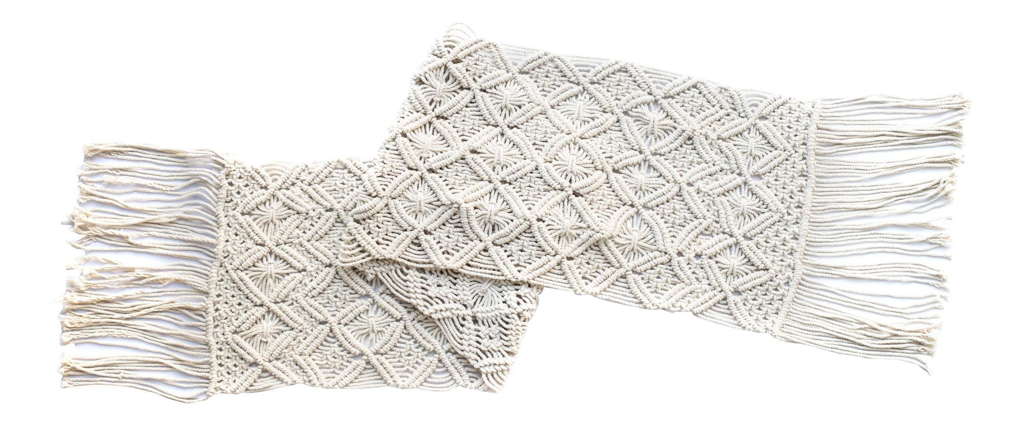 RUNNER in boho style HORN